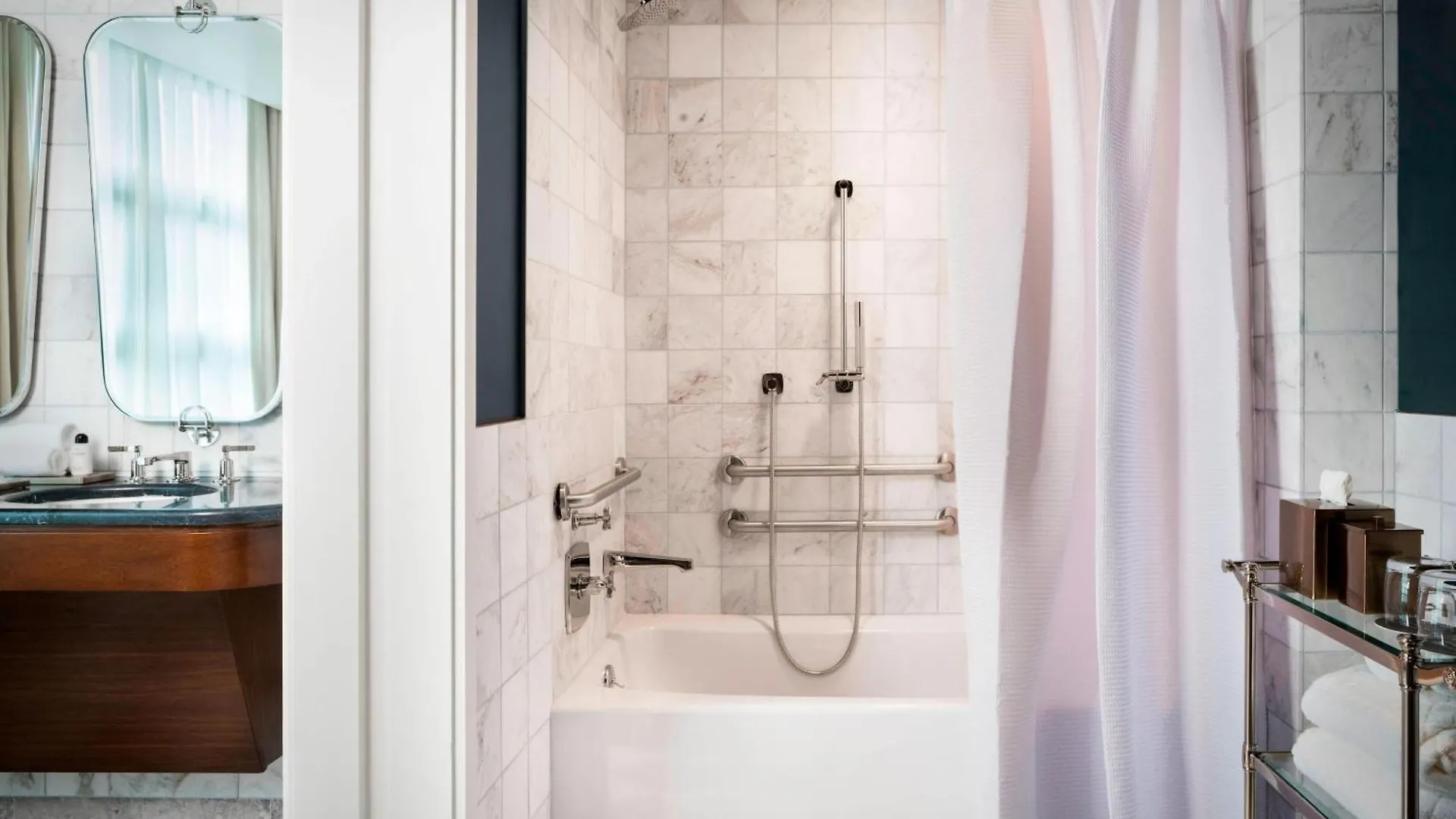 ***** Hotel Perry Lane Hotel, A Luxury Collection Hotel, Savannah United States