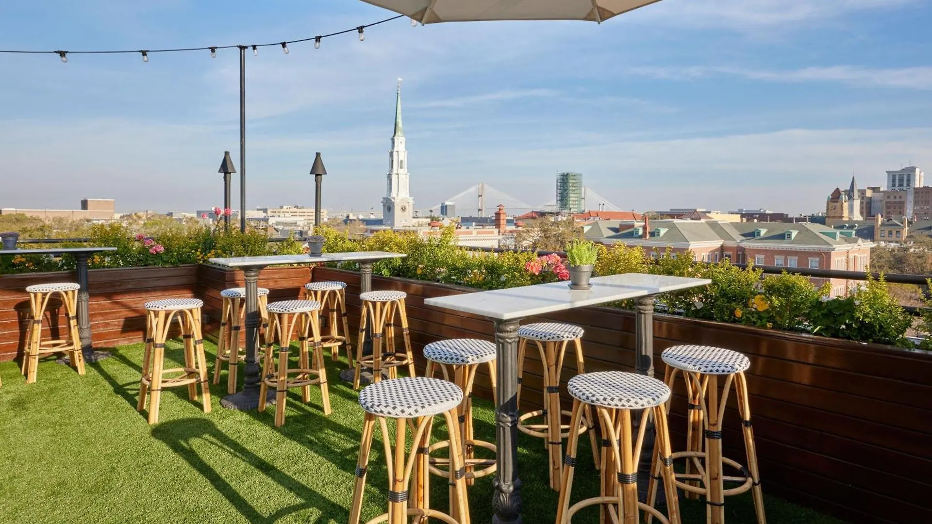 Perry Lane Hotel, A Luxury Collection Hotel, Savannah Hotel