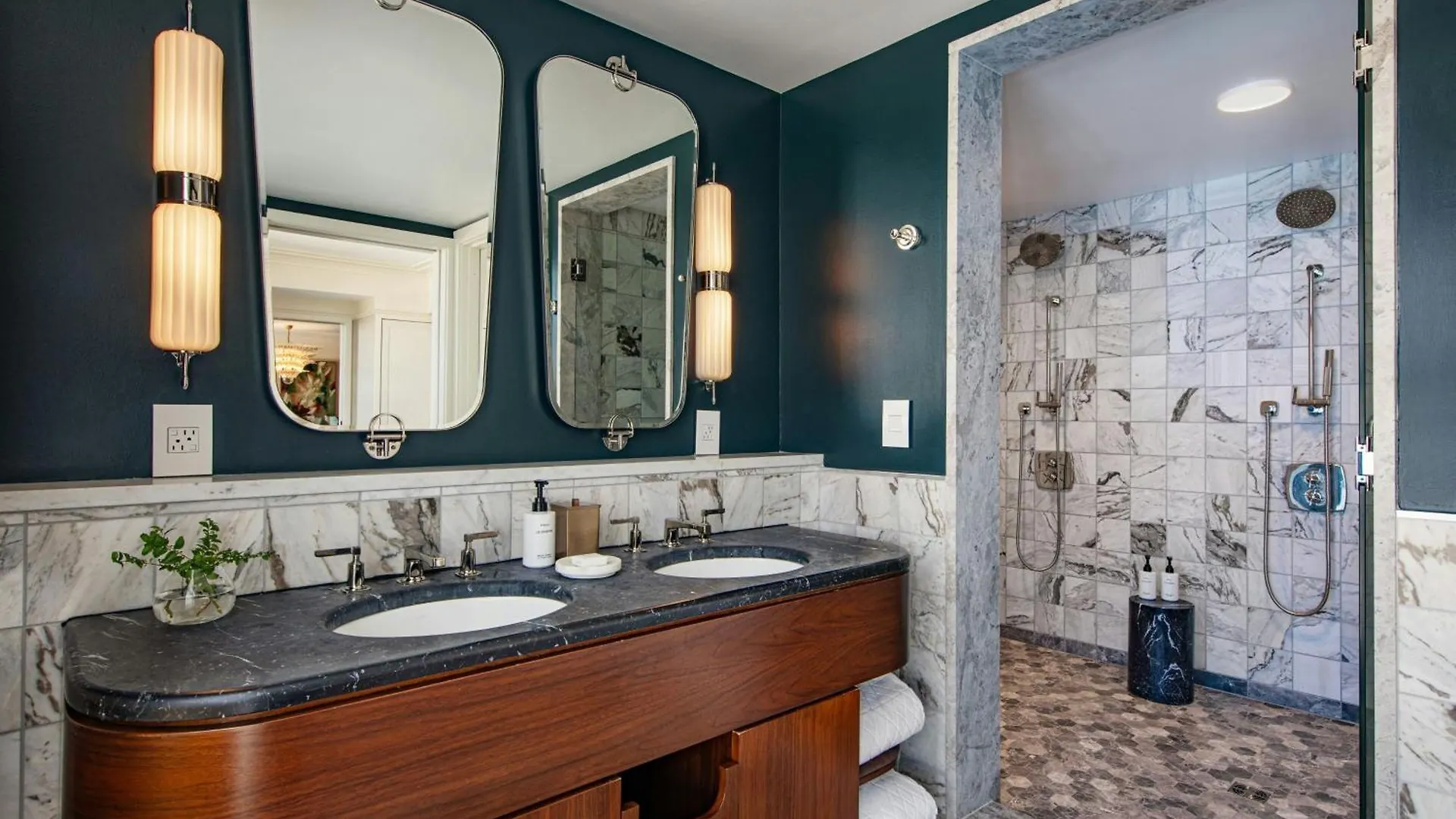Perry Lane Hotel, A Luxury Collection Hotel, Savannah